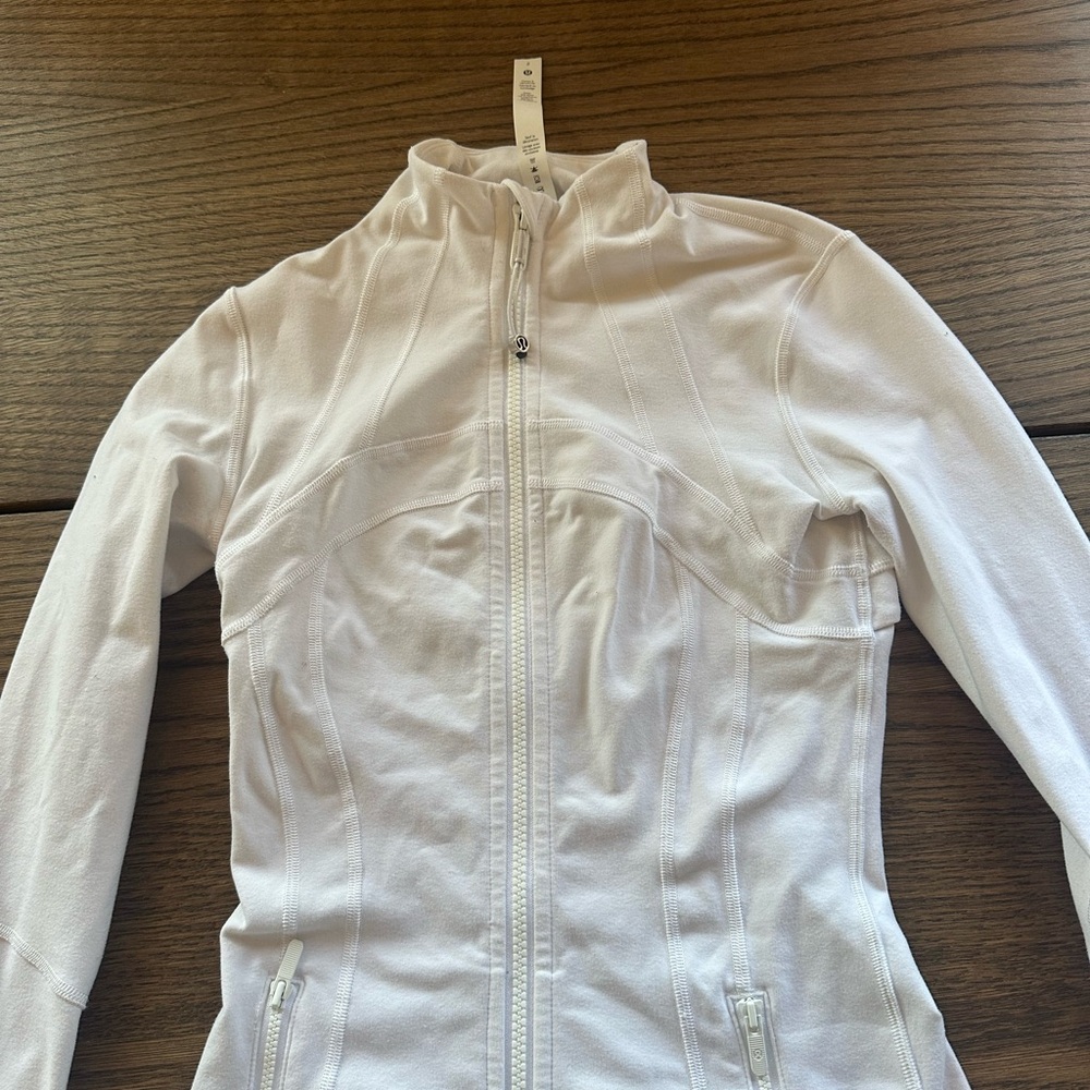Lululemon White Define Jacket - Size 2